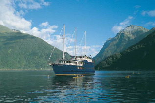 Nouvelle-Zélande - Milford Sound - Croisière dans le Milford Sound à bord du Milford Wanderer