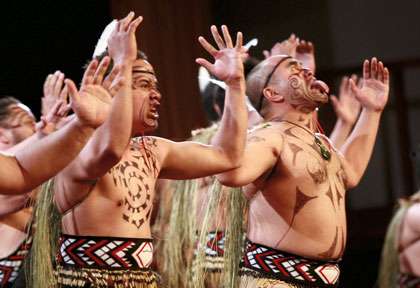 Haka Maori en Nouvelle-Zélande
