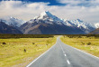Nouvelle-Zélande - Ile du Sud - Mount Cook © Shutterstock - Dmitry Pichugin 