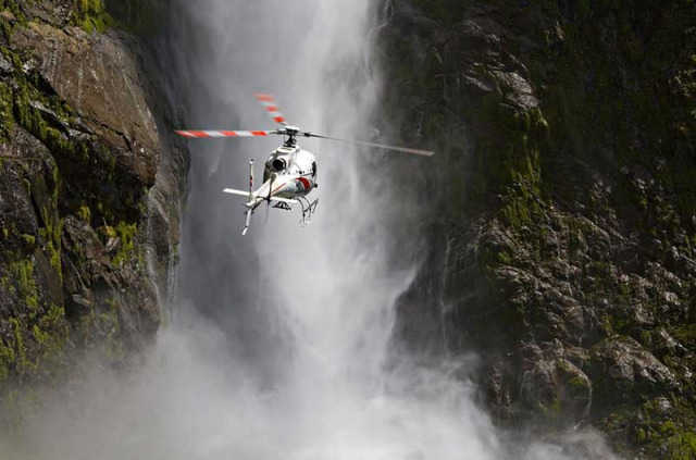 Nouvelle-Zélande - Te Anau - Survol du Milford Sound en hélicoptère